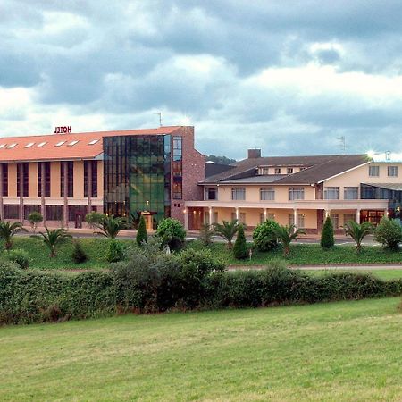Hotel Royal Llanera  Екстериор снимка